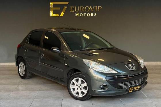 PEUGEOT 207 1.4 XR 8V FLEX 4P MANUAL PEUGEOT 207 1.4 XR 8V FLEX 4P MANUAL